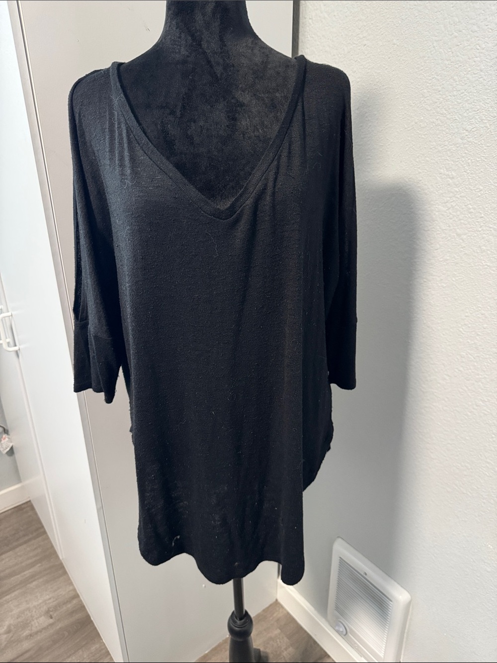 Mossimo Supply Co. Black V-Neck Lightweight Tunic